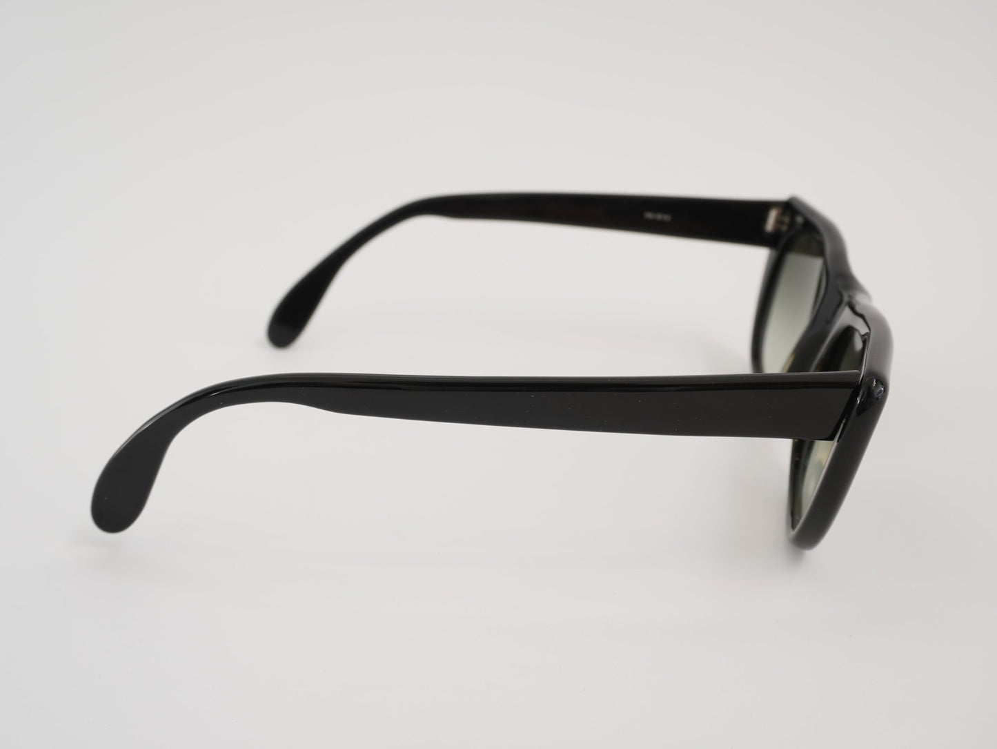 Viennaline | 1980s | Neu verglast - House Of Shades